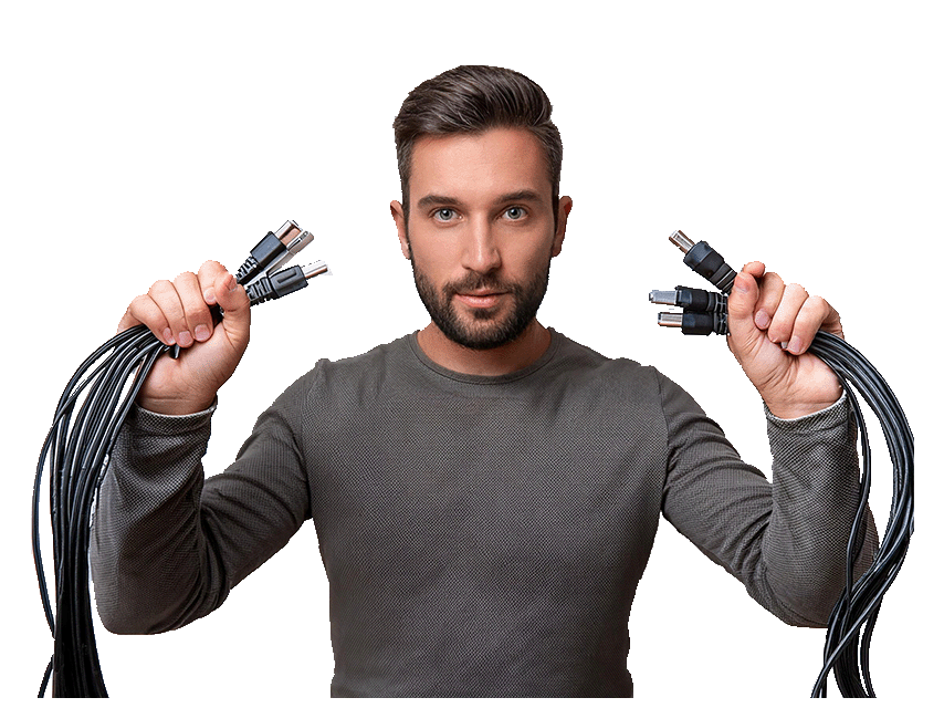 Consultant houdt kabels vast als symbool voor koppelingen tussen meerdere systemen